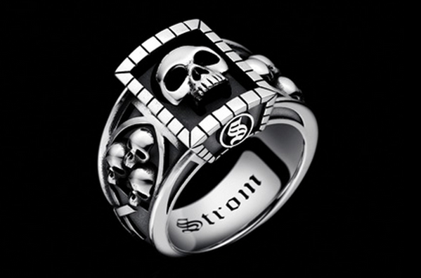 Signet Ring MEMENTO MORI, CARPE DIEM