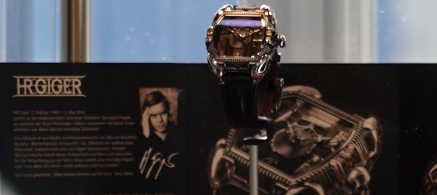 Slider HR Giger Museum / Strom Watch 2